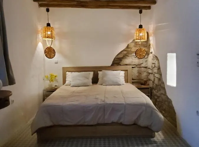 Hébergement de vacances Romantic Sunset Cycladic House In Sotires Moni Christou Dasous